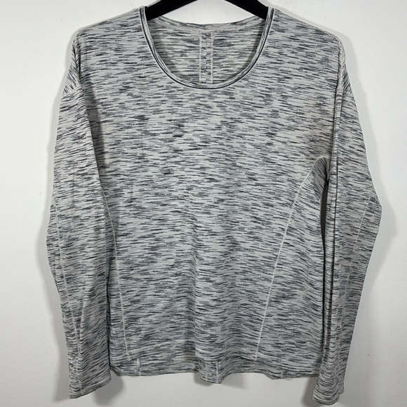 Lululemon Sweat Embrace Heathered Gray Long Sleeve Top 12 Soft Workout Gym - Picture 3 of 6